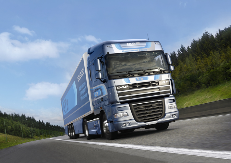 DAF XF105 Voted 'Fleet Truck of the Year 2013'